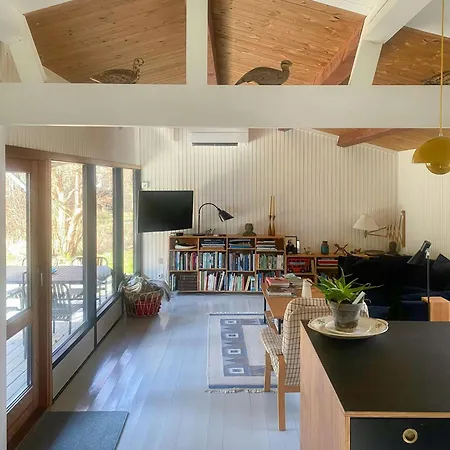 Feriehus By Sejero Bay With Natural Plot Højby